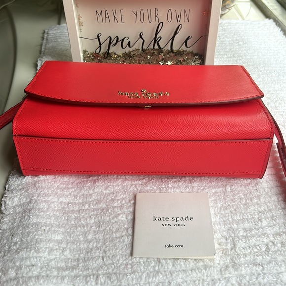 Kate Spade Carson Convertible Crossbody red bag. NWOT - Picture 5 of 10